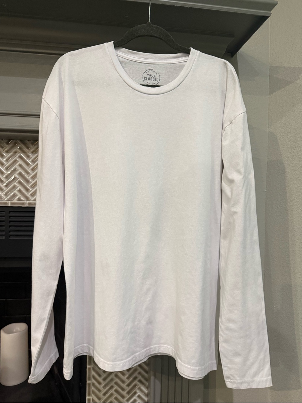 True Classic Men's Long-Sleeve Crew Tee in White